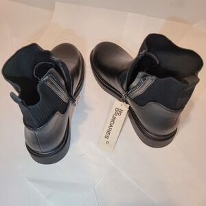 No Boundaries Women's Black Ankle Boots Knit Cuff Lug Sole Side Zip US 7 New